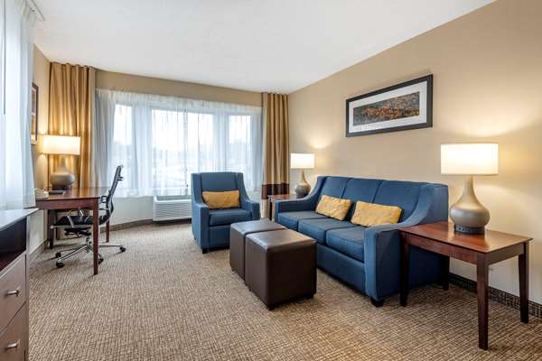 Suite - Comfort Inn & Suites at Maplewood Montpelier