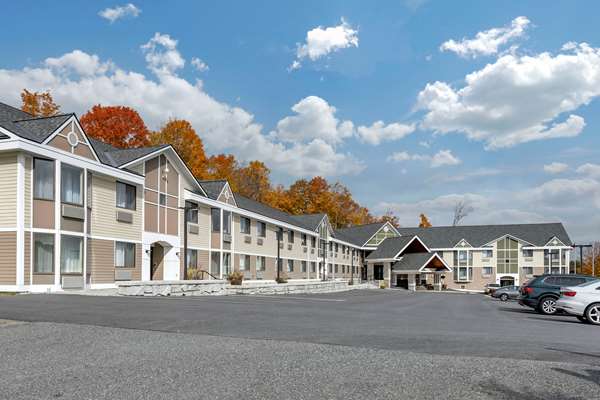 Exterior view - Comfort Inn & Suites at Maplewood Montpelier