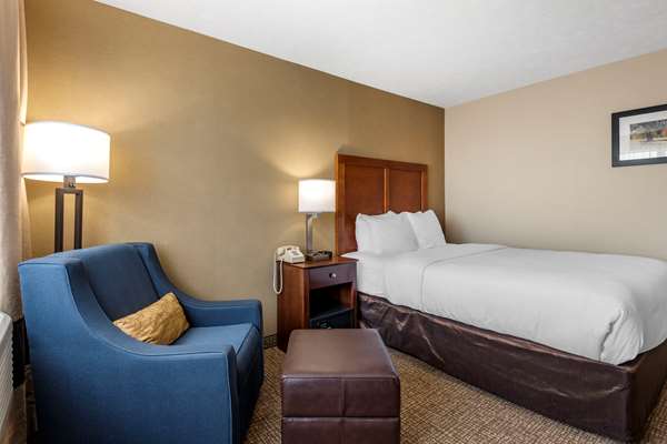  - Comfort Inn & Suites at Maplewood Montpelier