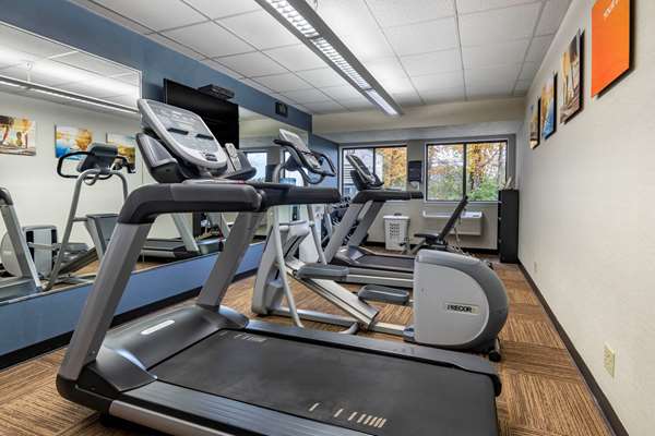 Fitness/ Exercise Room - Comfort Inn & Suites at Maplewood Montpelier