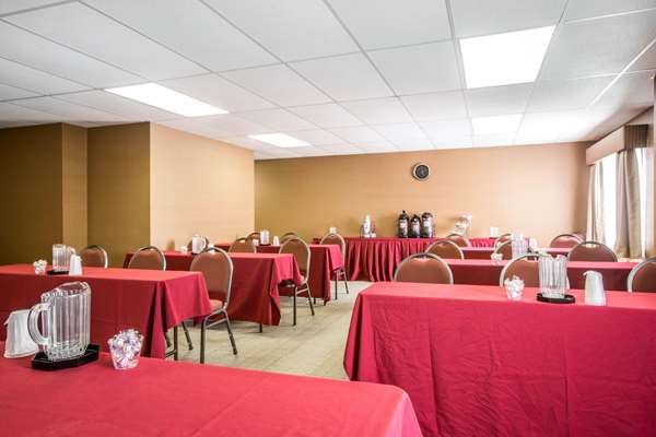  - Comfort Inn White River Junction