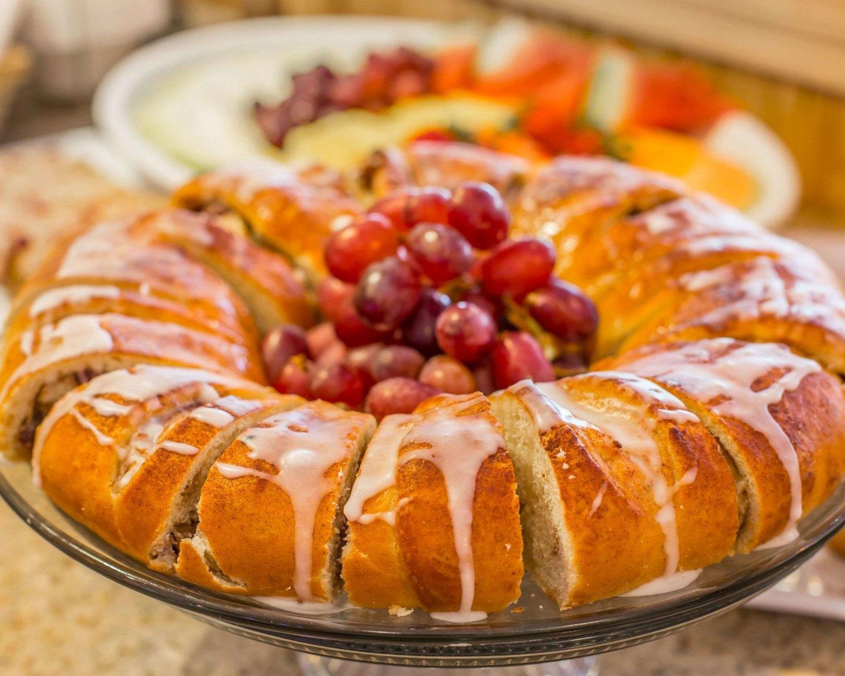 Free breakfast | Quality Inn & Conference Center