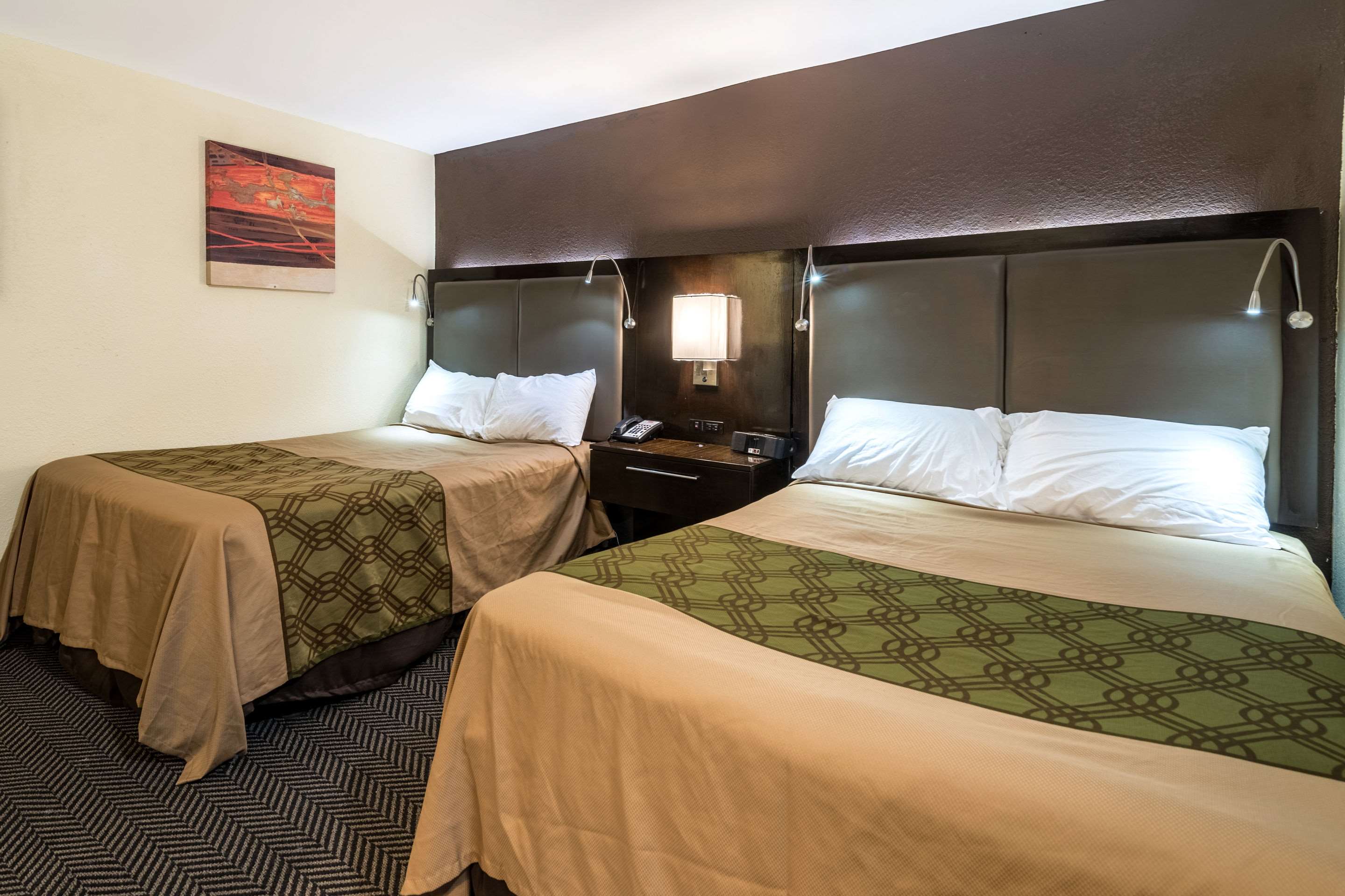 Spacious lobby with sitting area | Econo Lodge Rutland City near Hwy 7
