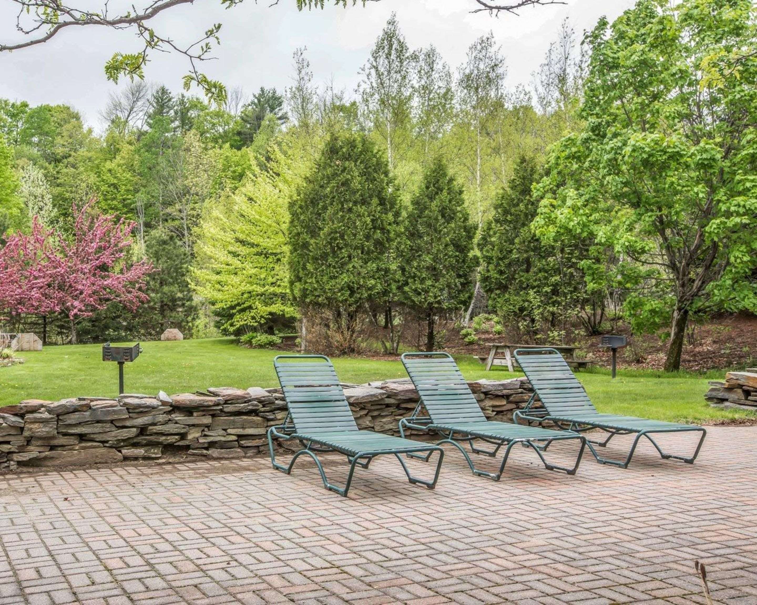 Relax on the hotel patio | Comfort Inn & Suites Near Burke Mountain