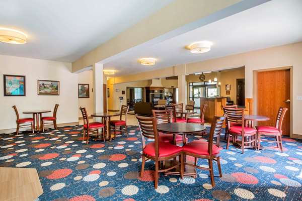 Amenities - Comfort Inn & Suites South Burlington