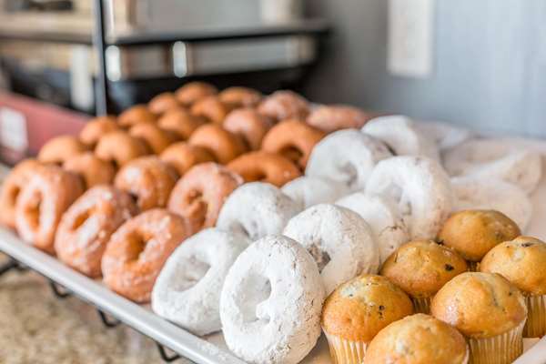 Amenities - Comfort Inn & Suites South Burlington