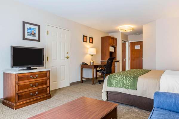  - Comfort Inn & Suites South Burlington