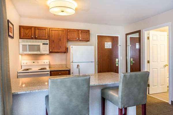 Suite - Comfort Inn & Suites South Burlington