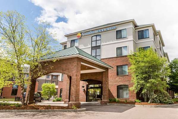 Exterior view - Comfort Inn & Suites South Burlington