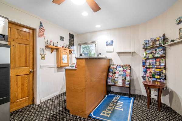  - Rodeway Inn US 7 Rutland