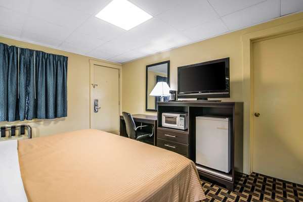  - Rodeway Inn US 7 Rutland