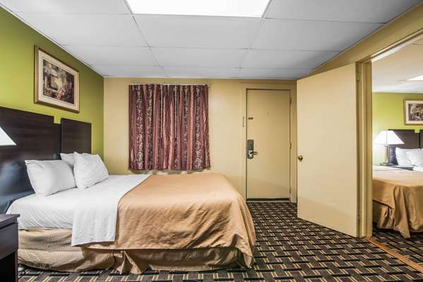  - Rodeway Inn US 7 Rutland