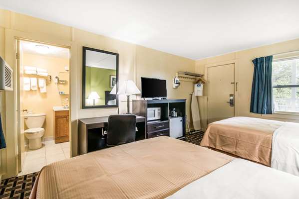  - Rodeway Inn US 7 Rutland