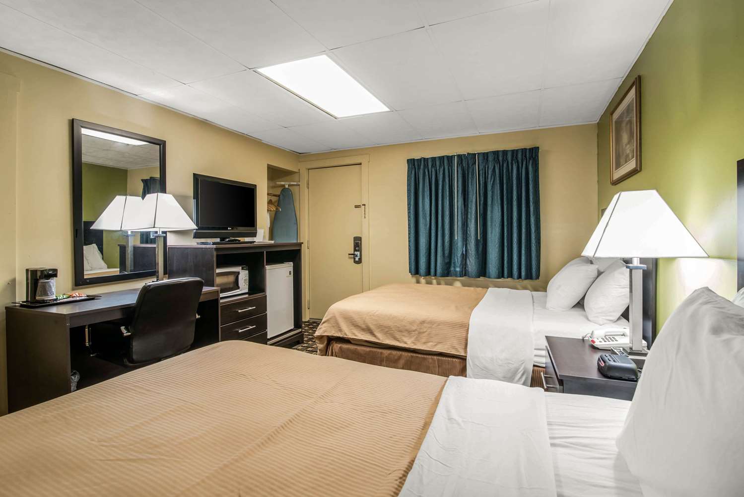 Rodeway Inn Us 7 Rutland Vt See Discounts