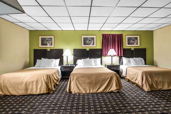  - Rodeway Inn US 4 Rutland