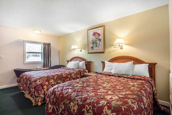  - Rodeway Inn Bellows Falls