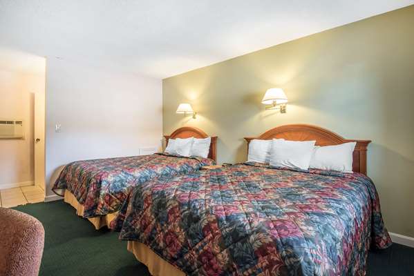  - Rodeway Inn Bellows Falls