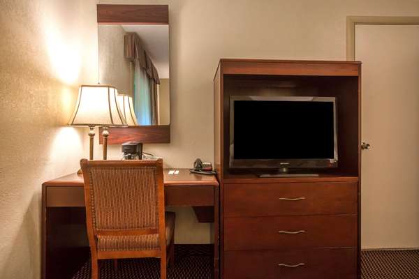  - Econo Lodge Manchester
