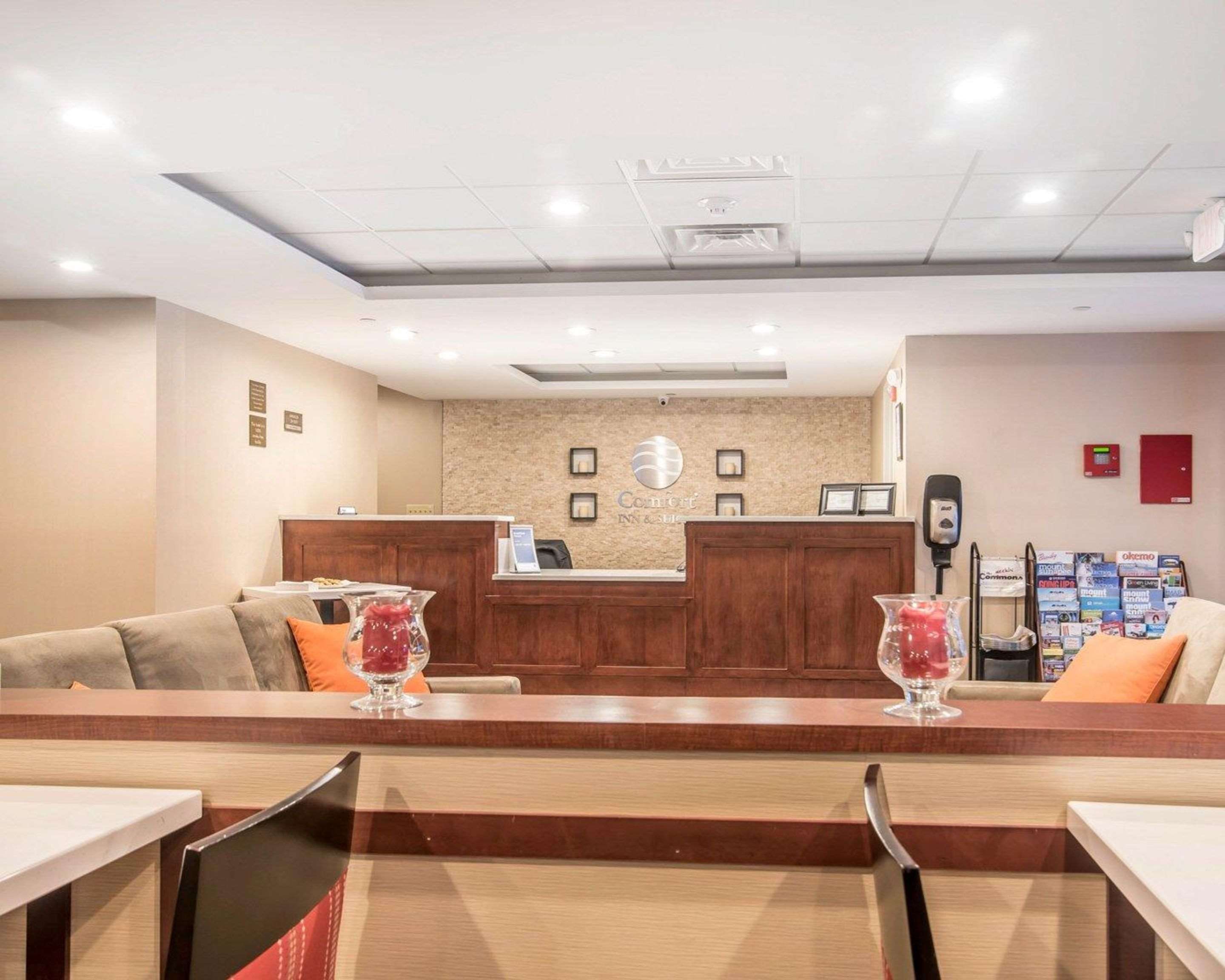 Spacious lobby | Comfort Inn & Suites Brattleboro I-91