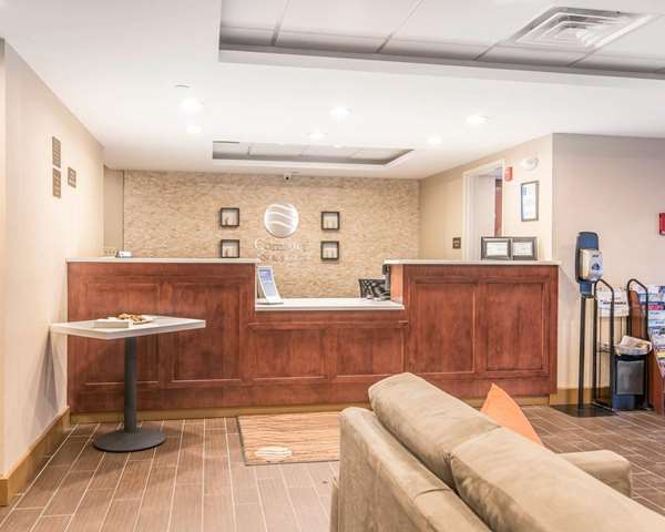  - Comfort Inn & Suites Brattleboro