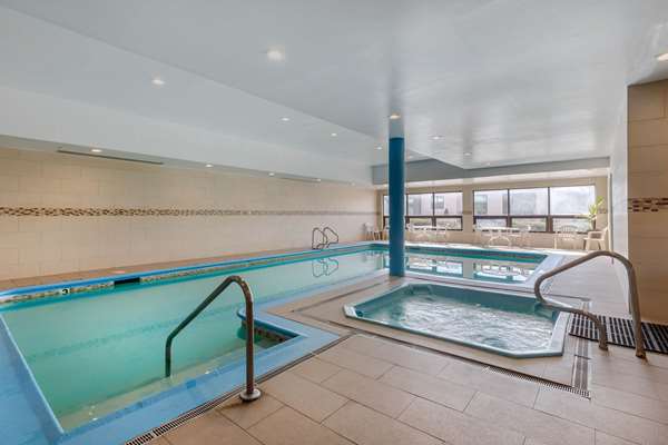 Pool - Comfort Inn Trolley Square Rutland