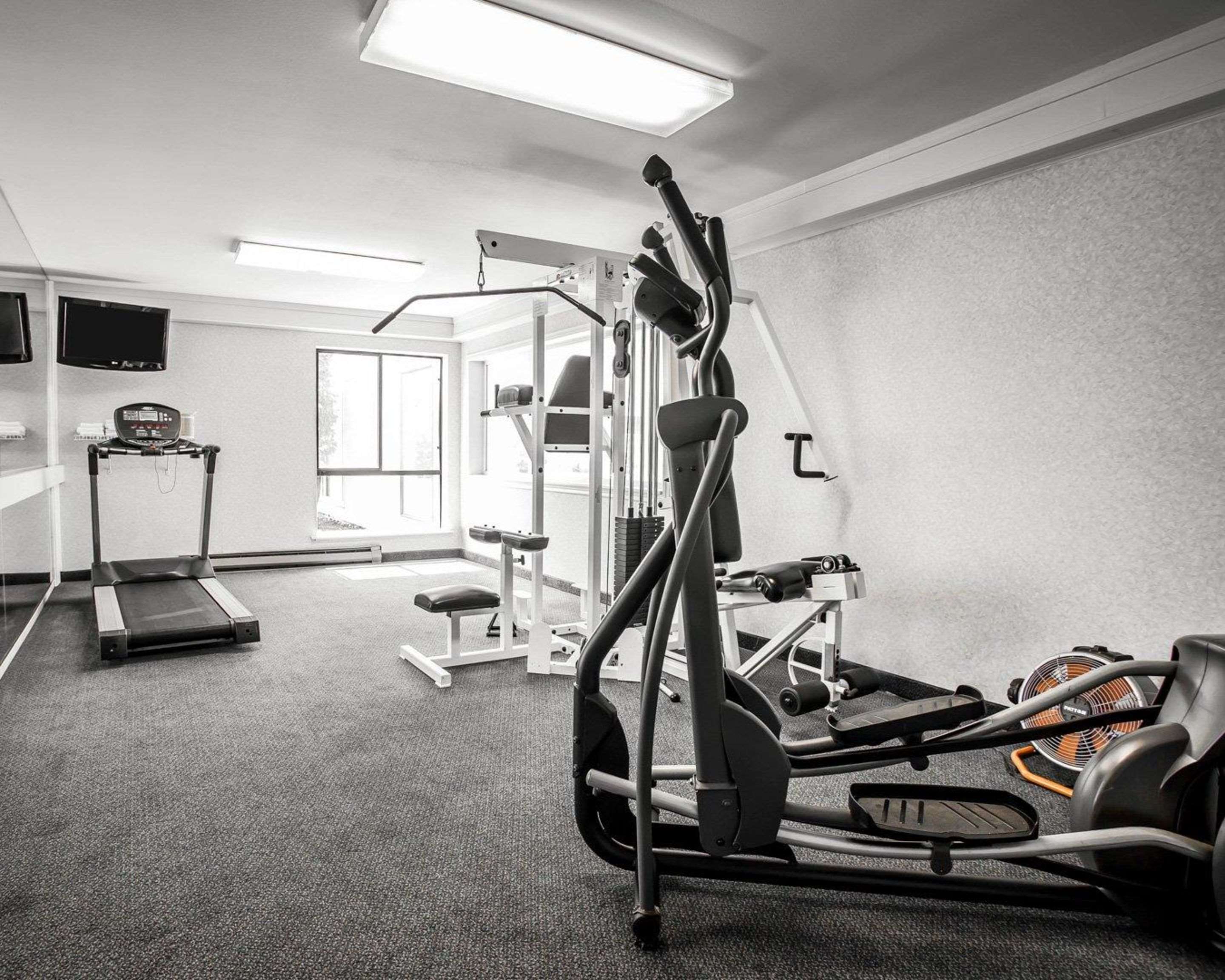 Fitness center with television | Comfort Inn Bellingham