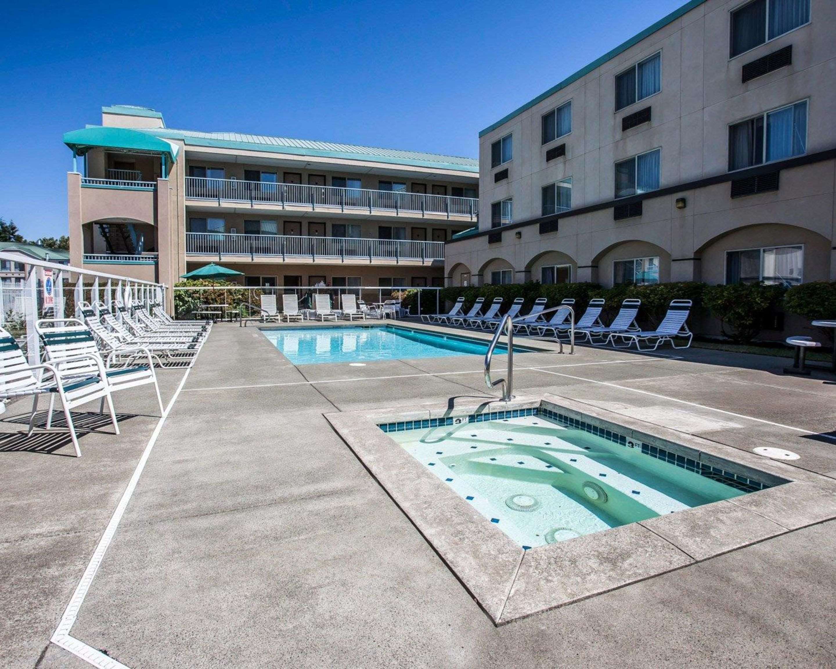 Relax in the hot tub | Quality Inn Grand Suites Bellingham