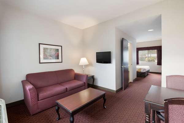 Suite - Quality Inn Grand Suites Bellingham - I-5, Exit 256