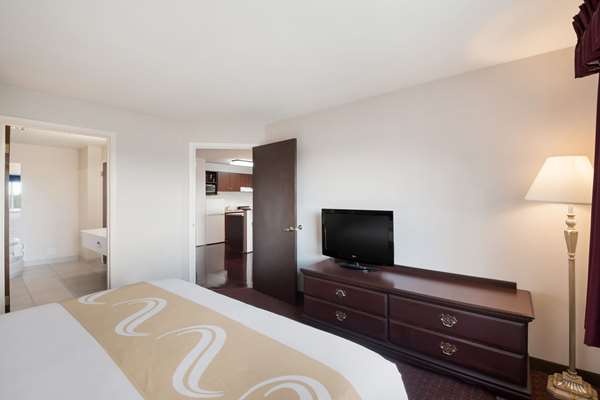 Suite - Quality Inn Grand Suites Bellingham - I-5, Exit 256