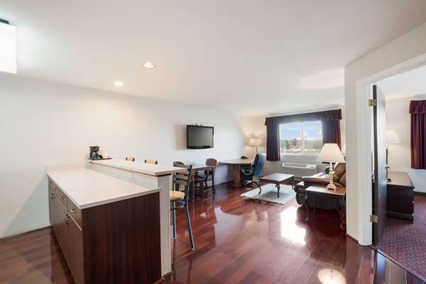 Suite - Quality Inn Grand Suites Bellingham - I-5, Exit 256