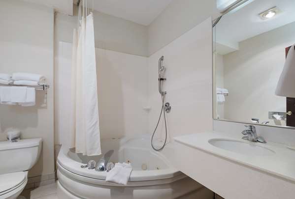 Suite - Quality Inn Grand Suites Bellingham - I-5, Exit 256