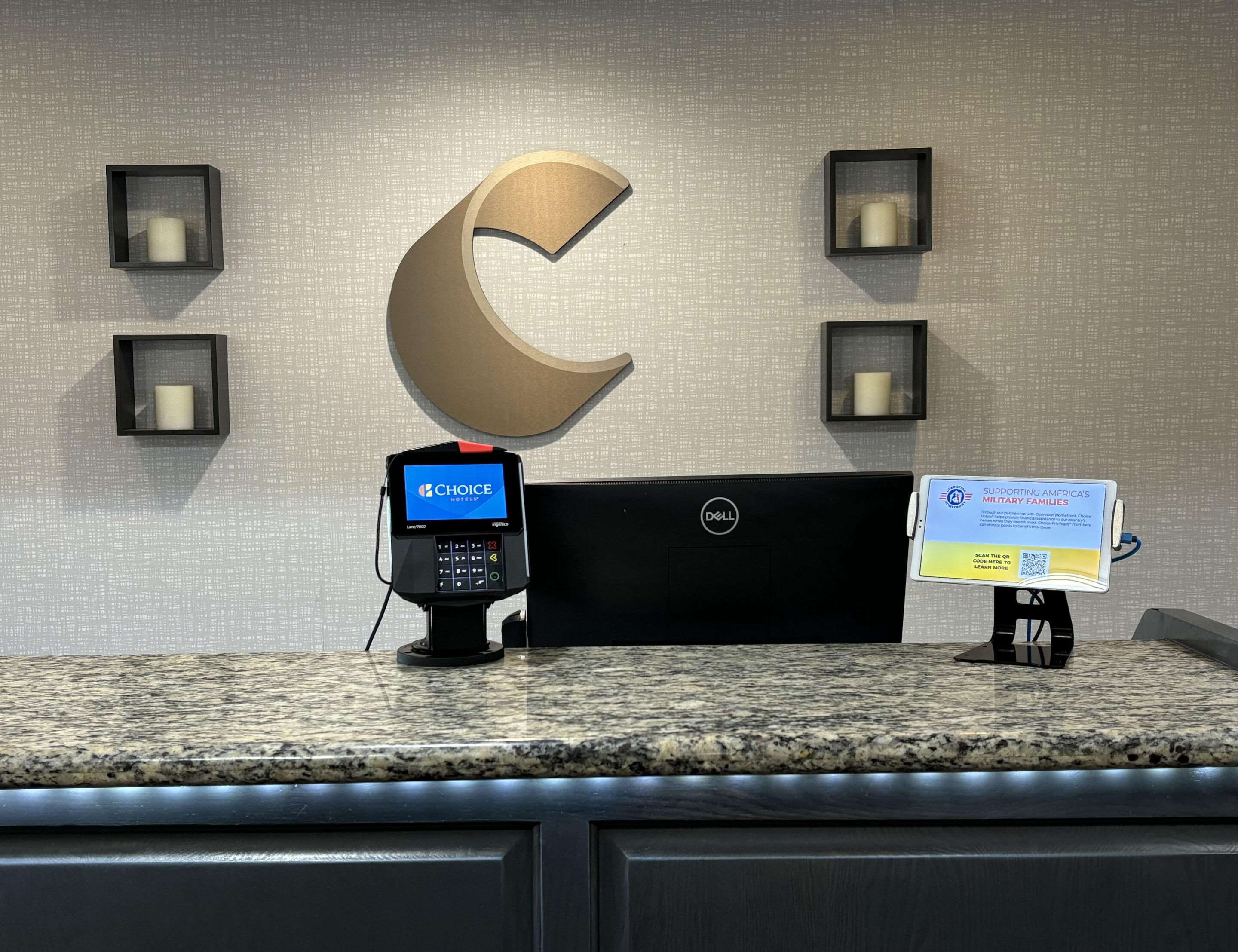 Front desk | Comfort Inn Ellensburg