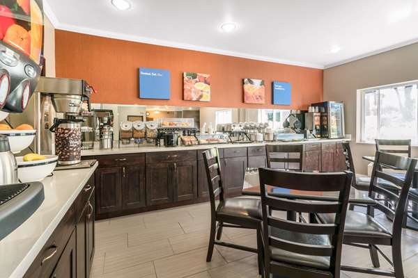 Amenities - Comfort Inn Lacey - I-5, Exit 109