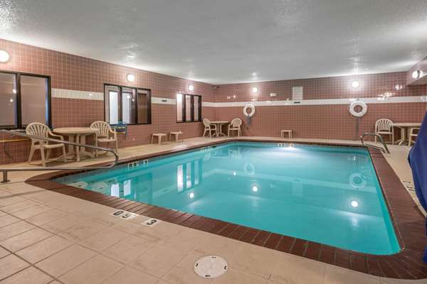 Pool - Comfort Inn Lacey - I-5, Exit 109