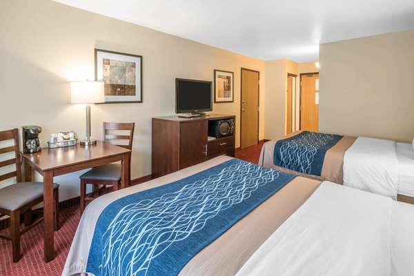 - Comfort Inn Lacey - I-5, Exit 109
