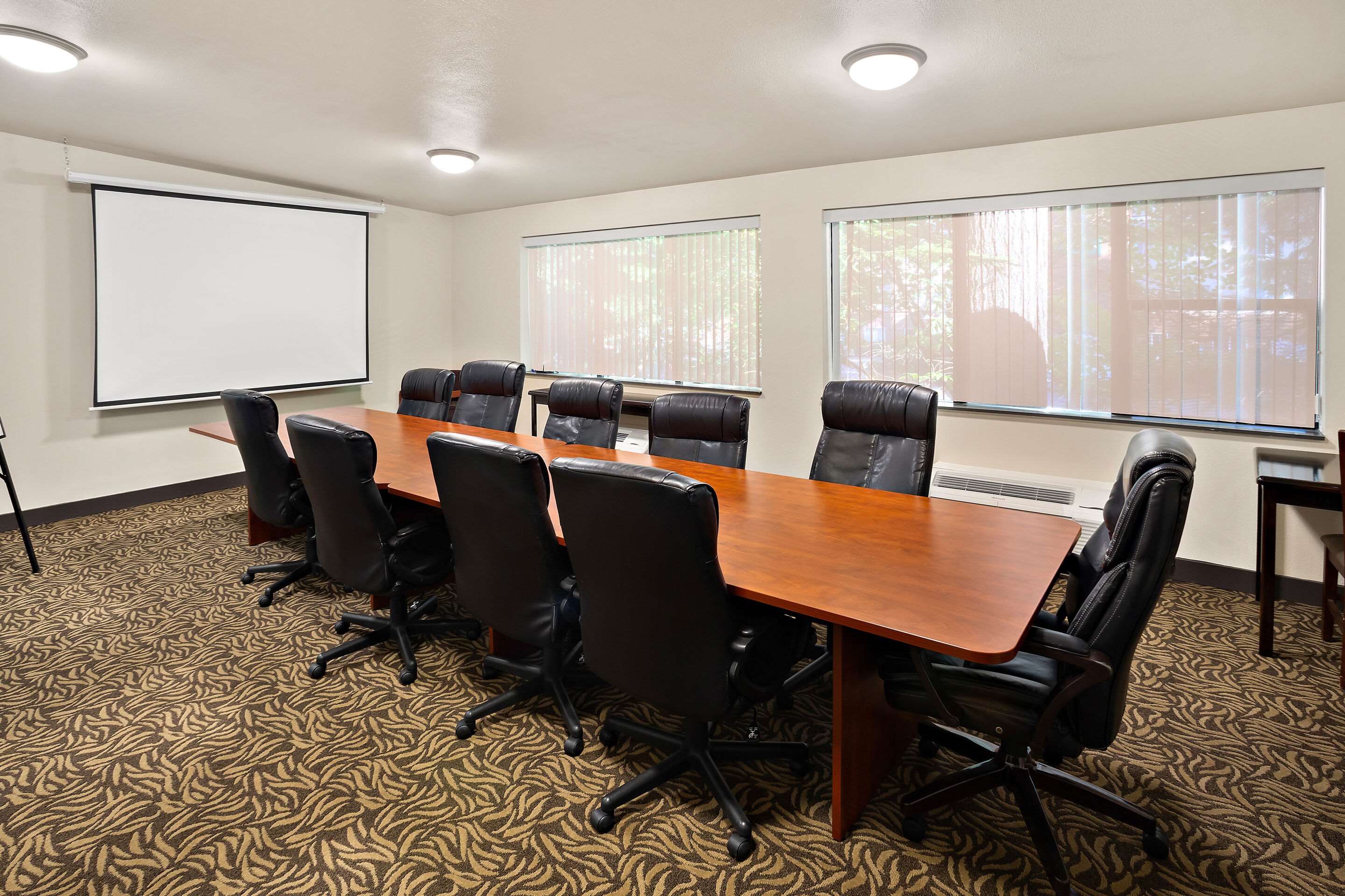 Conference Room | Comfort Inn Lacey - Olympia