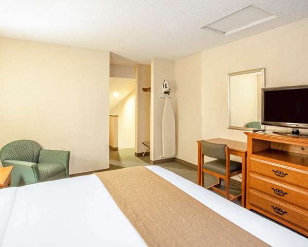 Suite - Quality Inn Mt Vernon - I-5, Exit 227