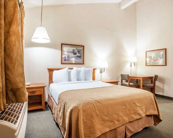 Suite - Quality Inn Mt Vernon - I-5, Exit 227