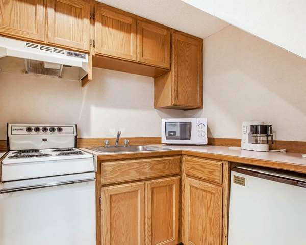 Suite - Quality Inn Mt Vernon - I-5, Exit 227