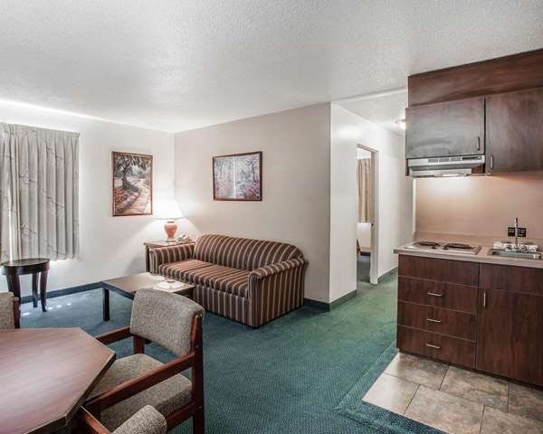 Suite - Quality Inn Port Angeles