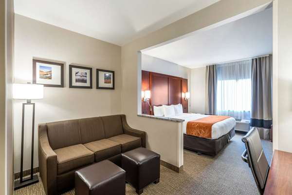  - Comfort Suites Yakima