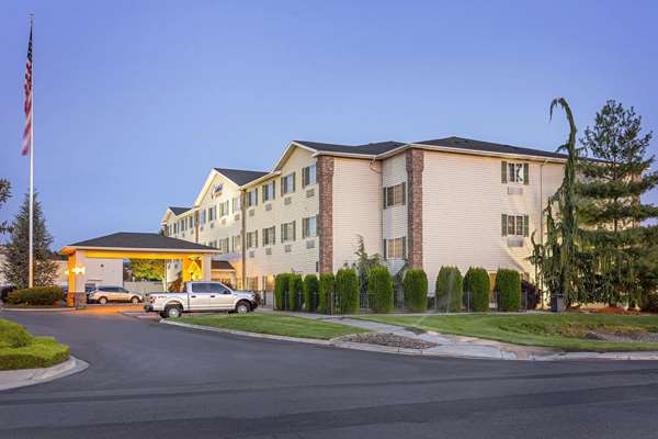 Exterior view - Comfort Suites Yakima