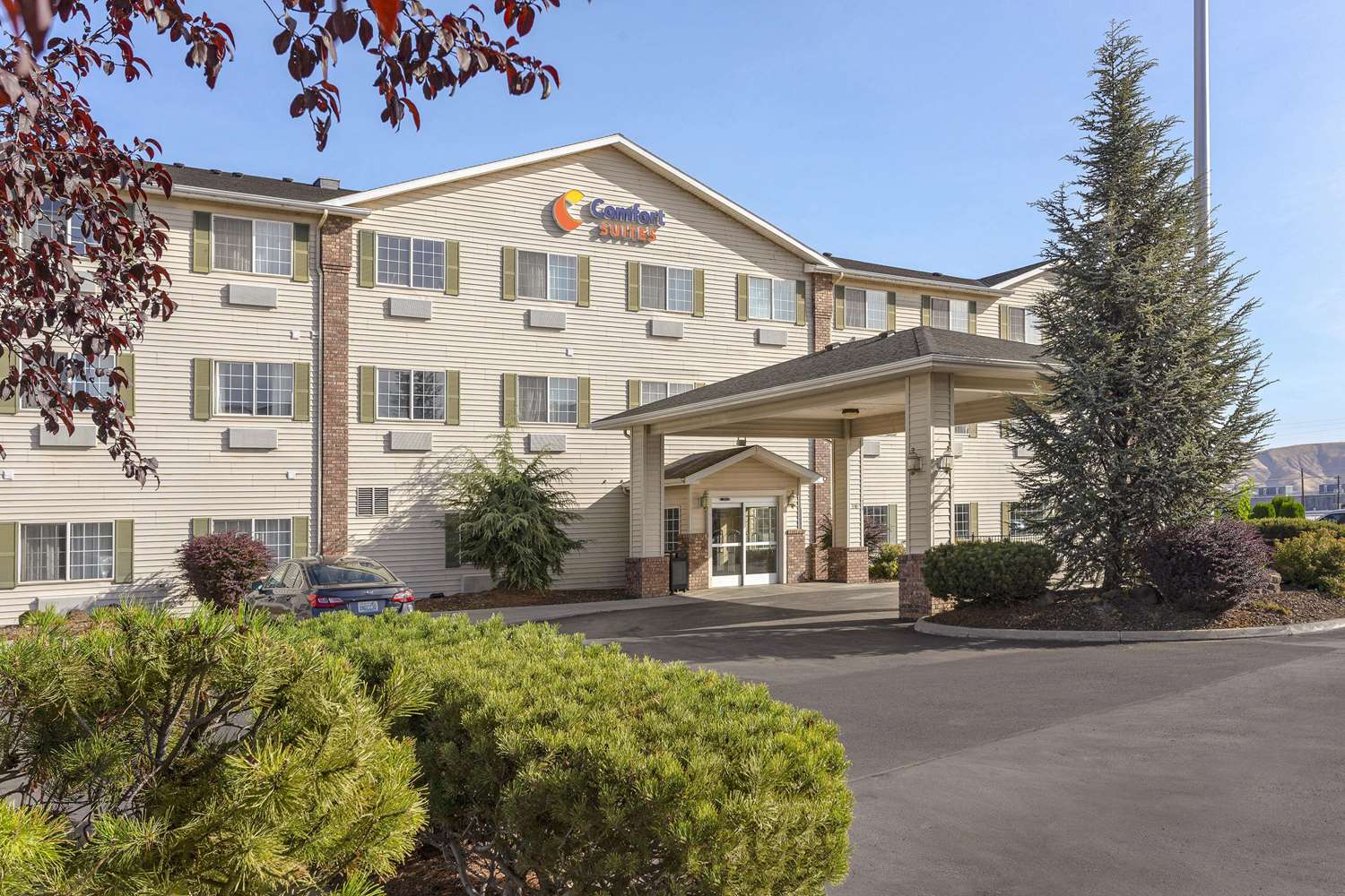 Comfort Suites Yakima, WA See Discounts