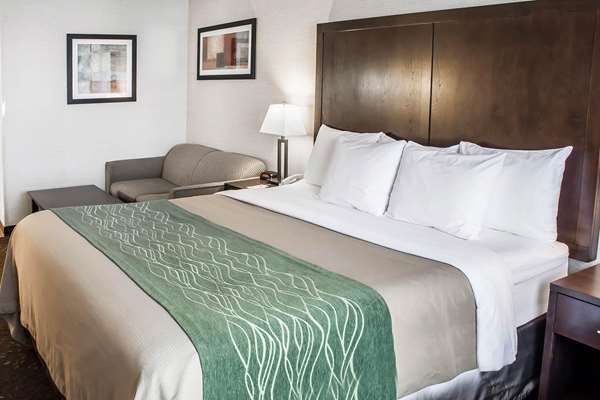  - Comfort Inn Federal Way - I-5, Exit 143