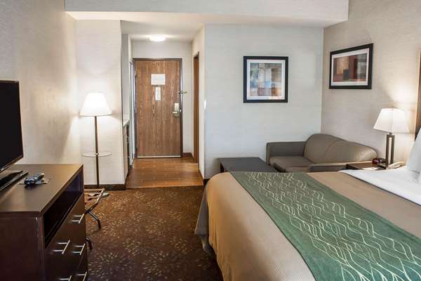  - Comfort Inn Federal Way - I-5, Exit 143