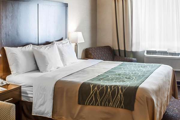  - Comfort Inn Federal Way - I-5, Exit 143