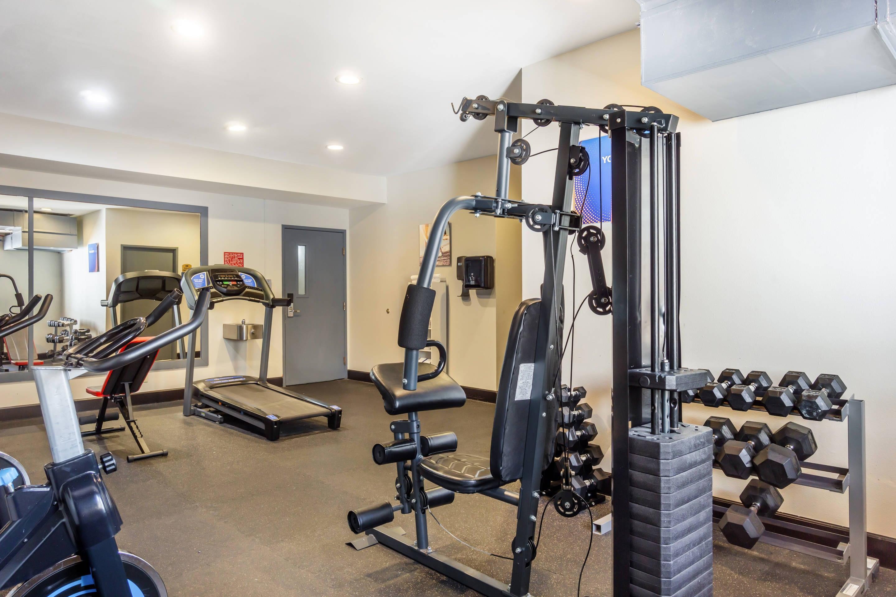 Exercise room | Comfort Inn Federal Way - Seattle