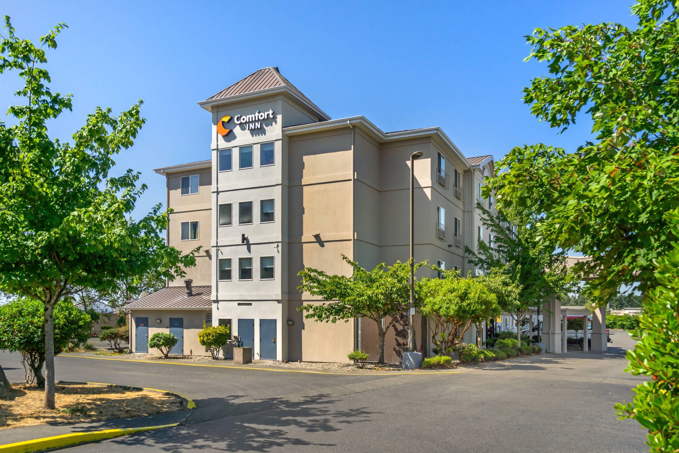 Hotel exterior | Comfort Inn Federal Way - Seattle