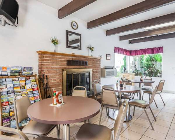 Amenities - Rodeway Inn & Suites Omak