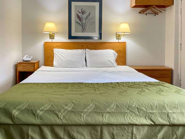  - Rodeway Inn & Suites Omak